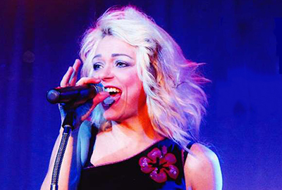  Julie Bunn live music at Kessingland United Working Mens Club